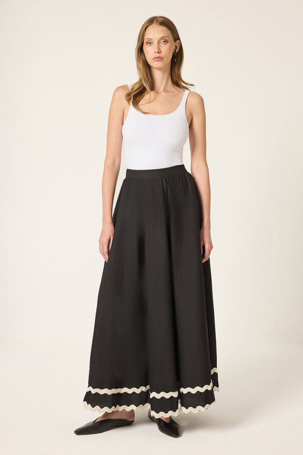 TP Black Skirt Size L