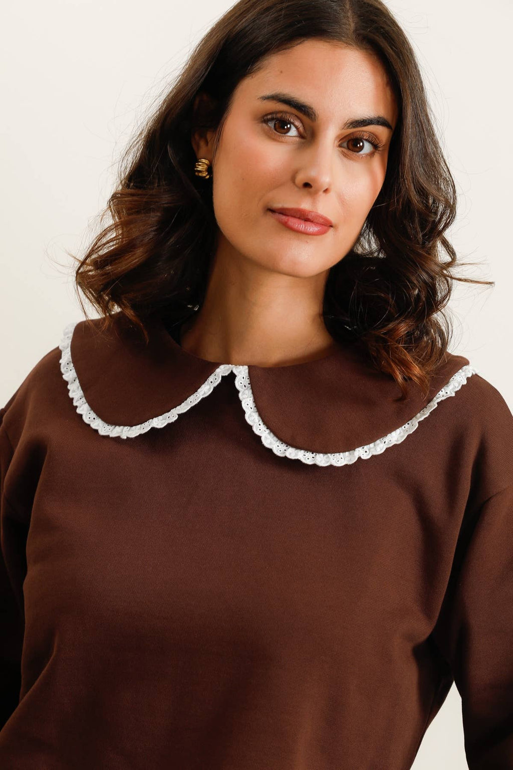 DA Brown Collar Sweatshirt