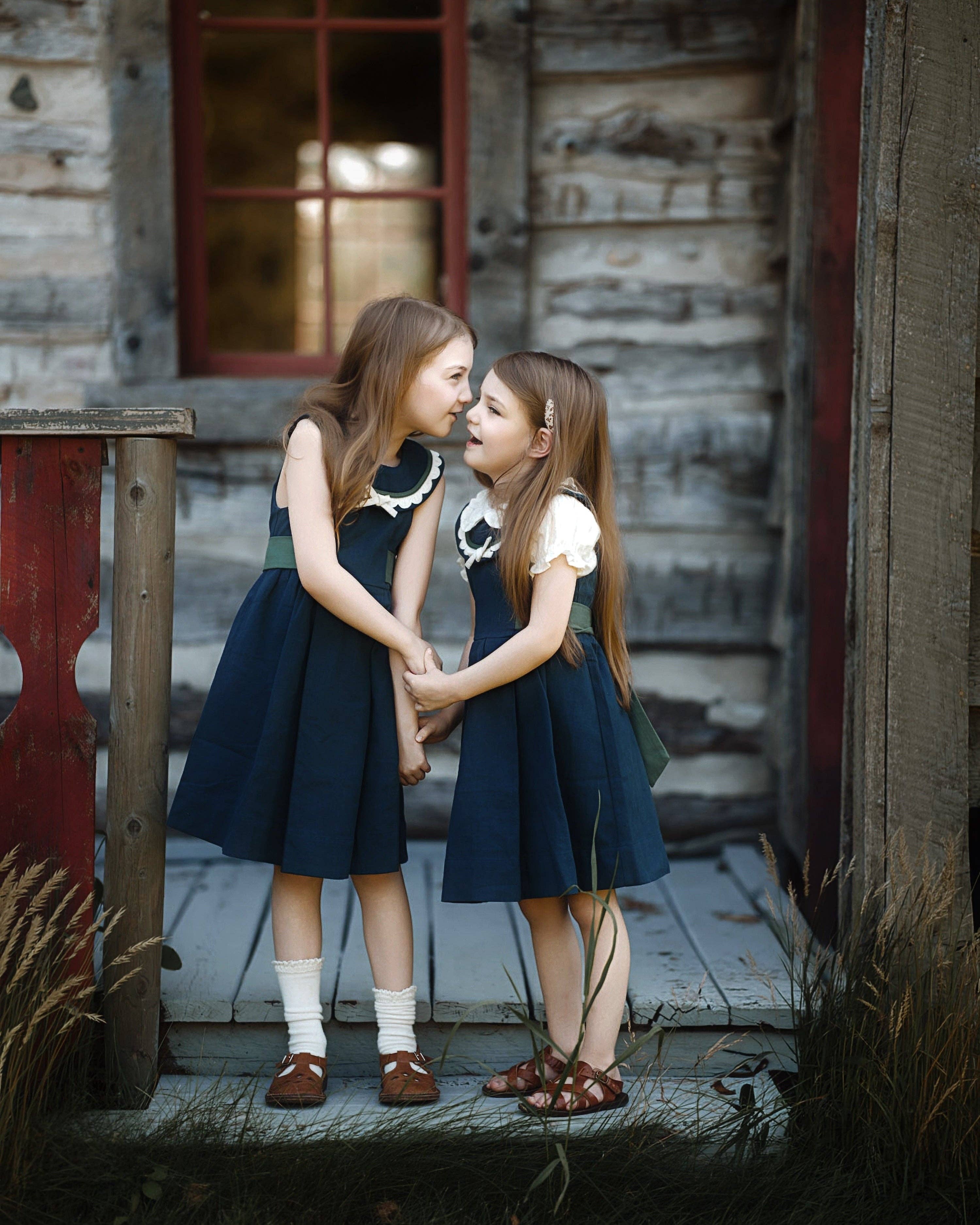 Lillies Dream - The Midnight Pinafore: 4T (41 in)