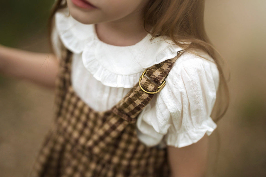 Lillies Dream - The Oak Gingham Pinafore: 4T (41 in)