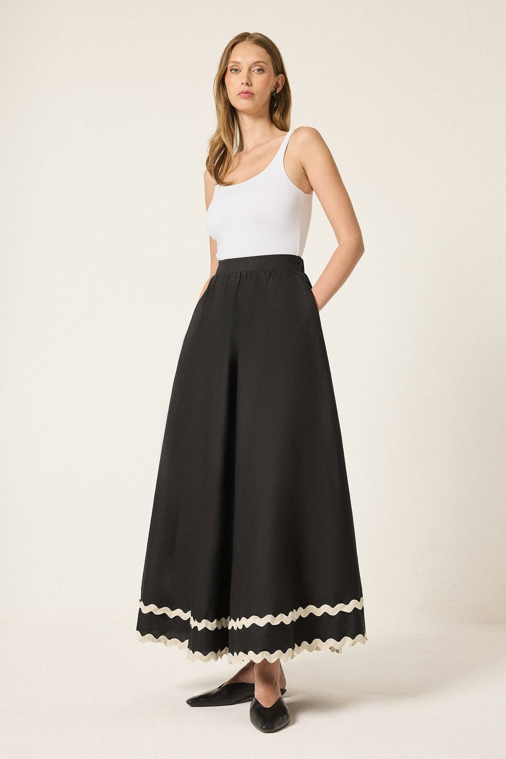 TP Black Skirt Size L