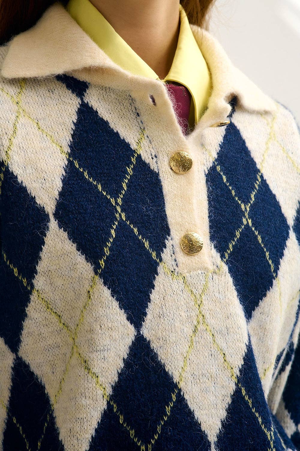 Q2 Argyle Pullover
