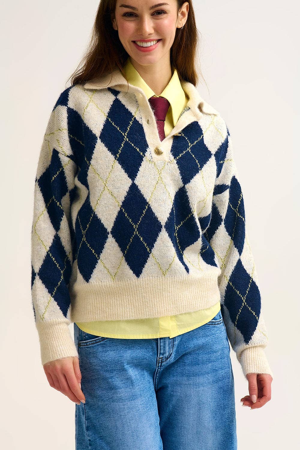 Q2 Argyle Pullover