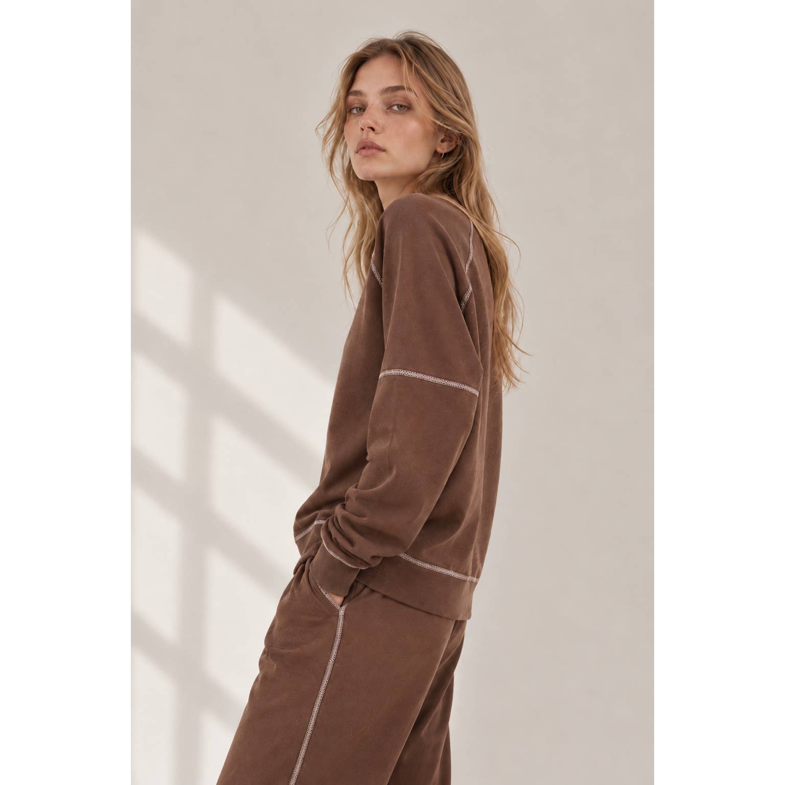 GR Contrast Stich Brown Sweat Size M