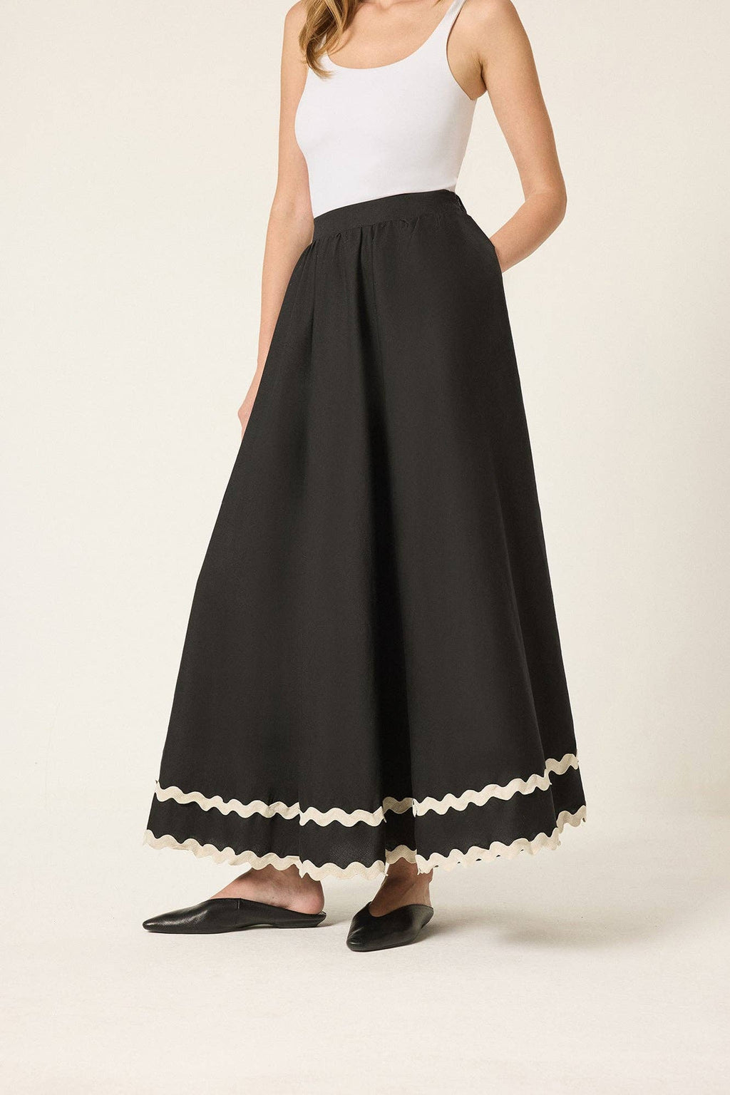 TP Black Skirt Size M
