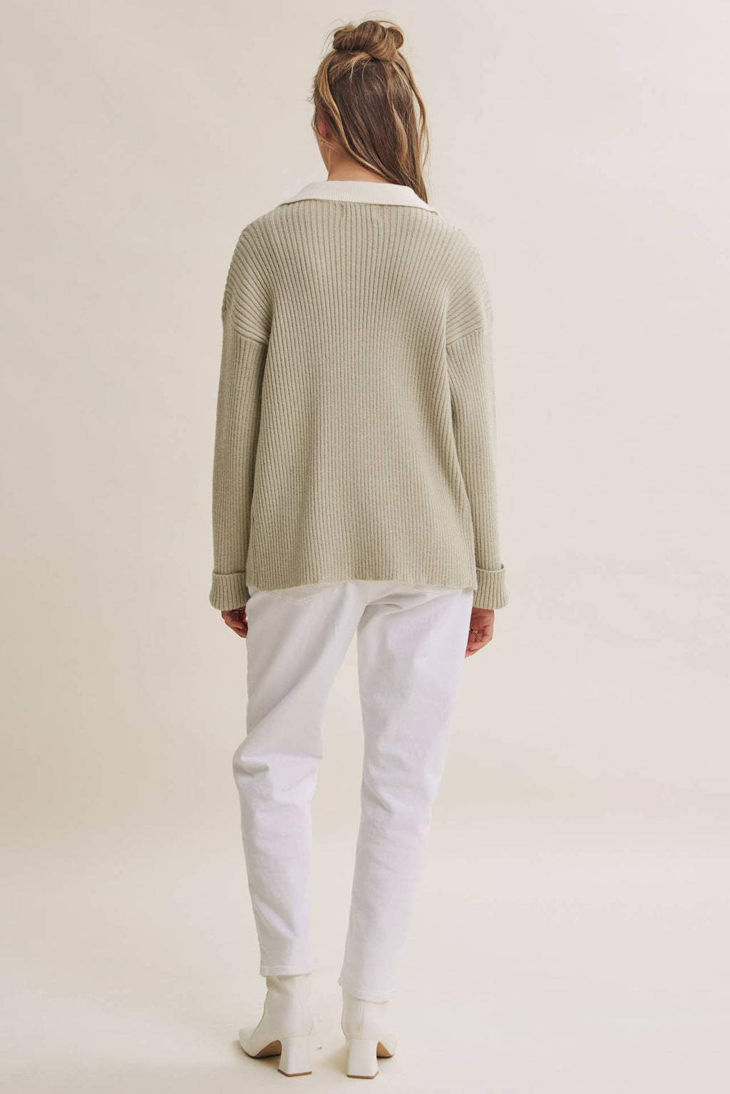 IF Cafe Sweater Size M